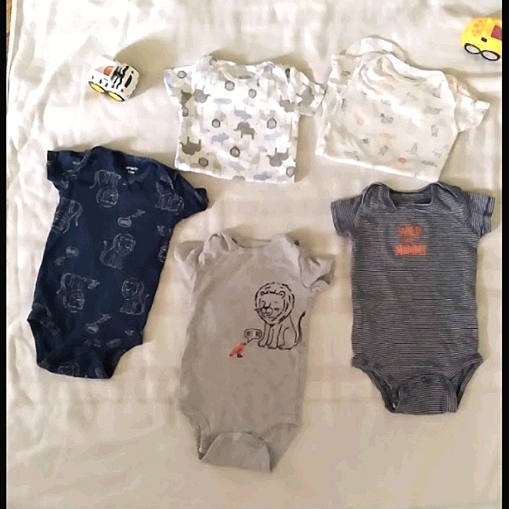 Carter's onesies (12 months)